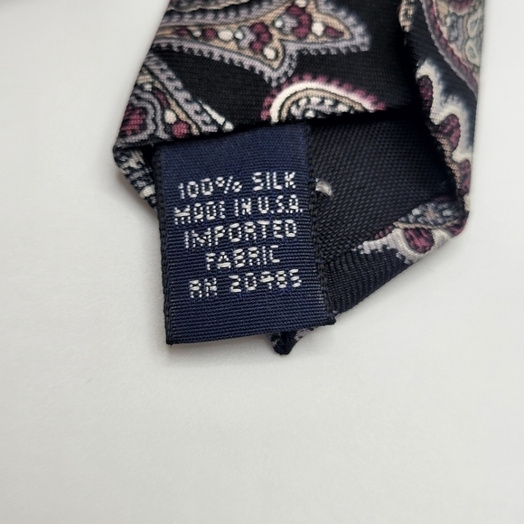 STAFFORD 100% Silk Men's Tie Purple Black Paisley - Picture 3 of 4